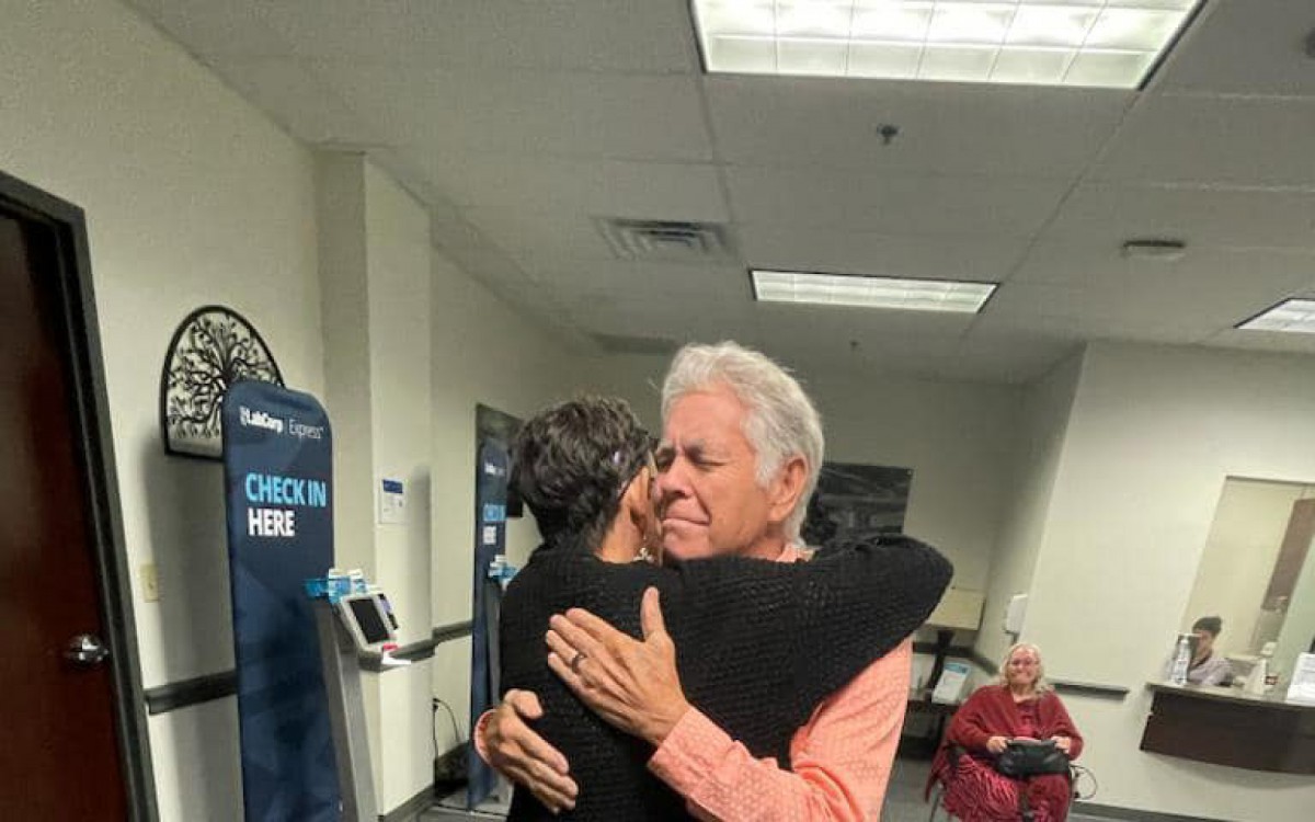 Teste de DNA levou os parentes até a mulher, que cresceu com o nome de Melanie - Reprodução/Redes Sociais