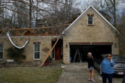 Tornados no sul dos Estados Unidos deixam mortos e feridos