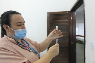 Covid-19: número de casos positivos e de internações entram em queda