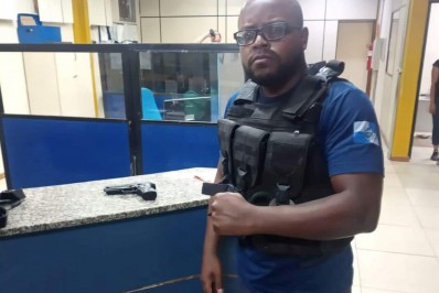 Agentes da GCM e Polícia Militar apreendem jovem com simulacro de arma de fogo