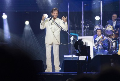 Após 30 anos, Roberto Carlos e seu empresário anunciam 'fim de relações profissionais'