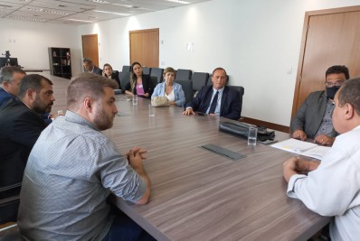 Impasse criado por reitor da Uenf para reforma do Arquivo Público Municipal gera audiência na Alerj