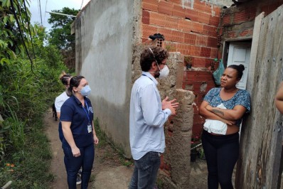 Equipe da Saúde de Búzios atende moradores atingidos pelas enchentes 