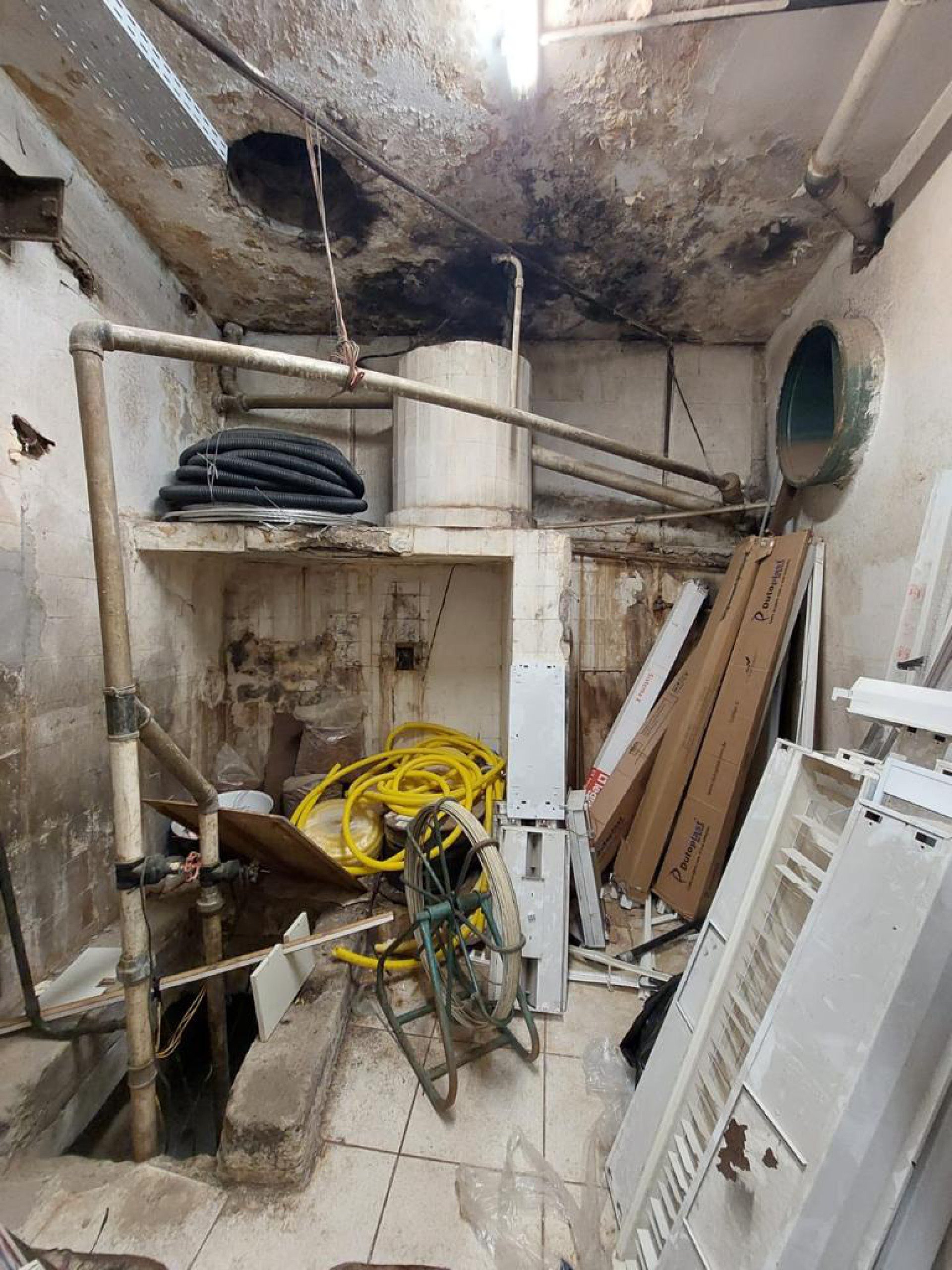 Subsolo do prédio anexo, que fica colado ao Palácio e é onde ficam os gabinetes - Divulgação