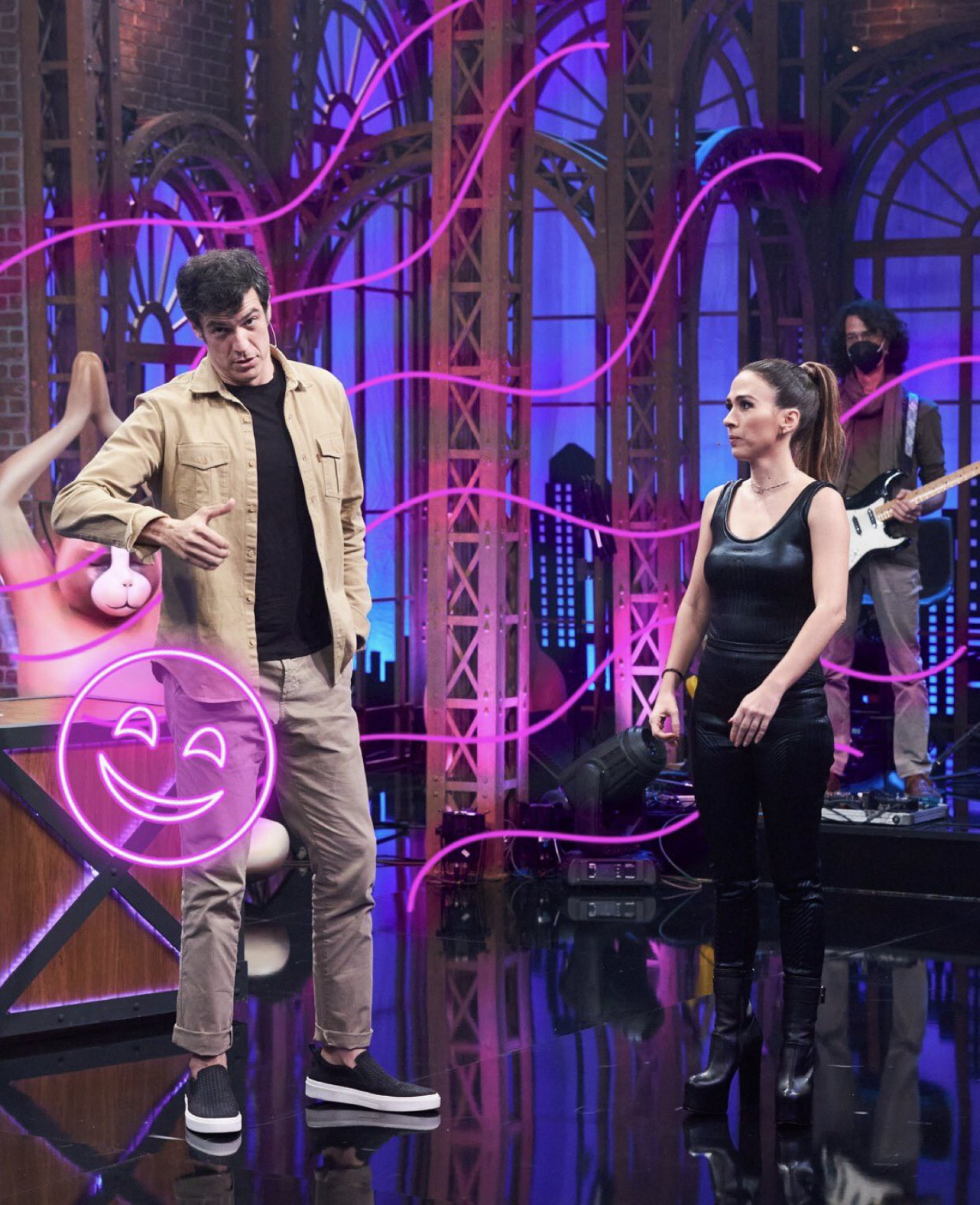 Mateus Solano participa do 'Lady Night', programa de Tatá Weneck no Multishow - Reprodução Internet