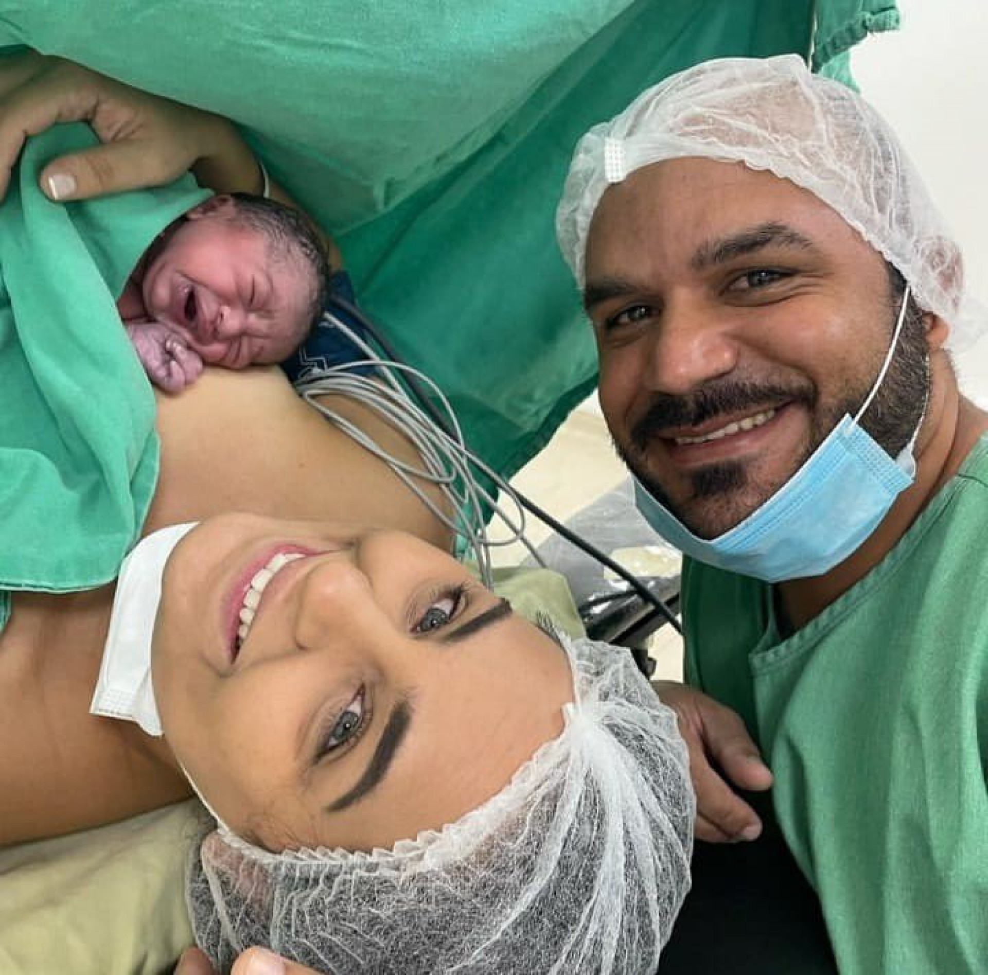 Filha de Shaolin anunciou chegada da herdeira  - Reprodução/Instagram