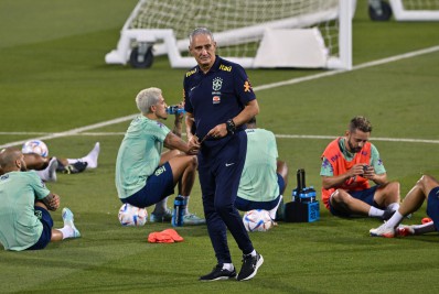 Tite fecha treino da Seleção e esconde escalação para enfrentar a Croácia