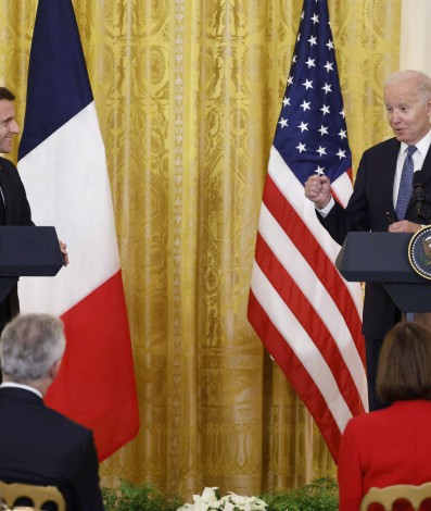 Macron e Biden discutiram cooperação bilateral nas áreas de segurança, comércio de alta tecnologia e economia neutra em carbono