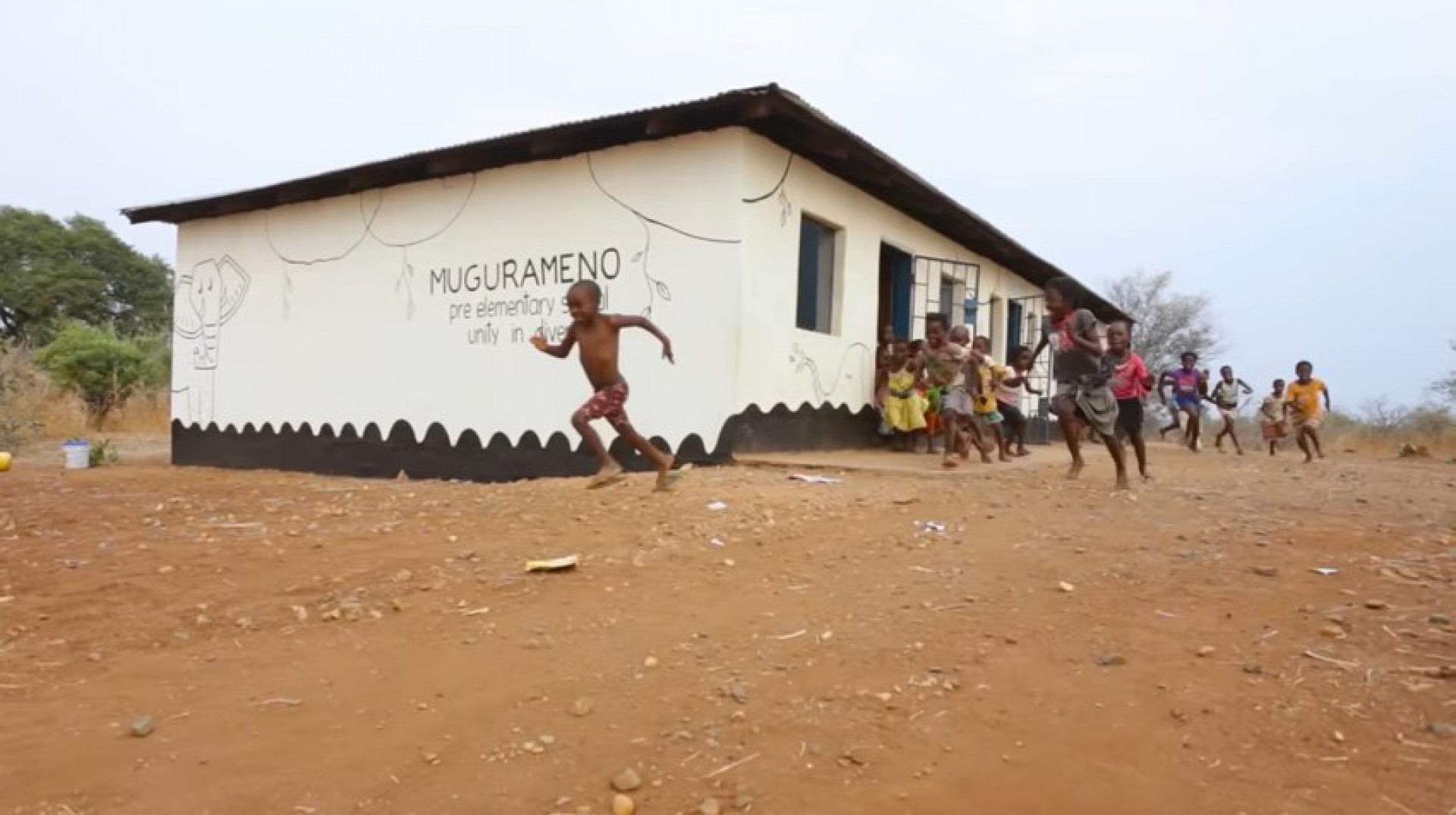 Crianças na África escutam música de Jorge Ben Jor pela primeira vez - Reprodução Internet