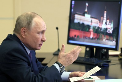 Putin afirma ao chanceler alemão que é 'inevitável' atacar infraestruturas da Ucrânia