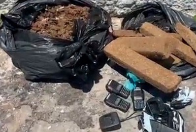 Trinta quilos de maconha são apreendidos pelo Grupamento de Polícia Ferroviária em Meriti