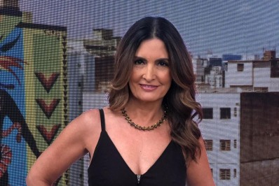 Fátima Bernardes relembra luta contra câncer e celebra cura: 'Fazendo o que amo'