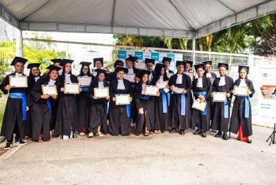 Cedaps e Iguá comemoram formatura de primeira turma do projeto Jovens Construtores