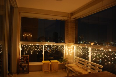 Enel dá dicas de economia e segurança para iluminação de natal