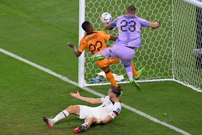 Veja fotos da vitória da Holanda sobre os Estados Unidos nas oitavas de final da Copa