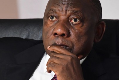 Presidente da África do Sul descarta renúncia em meio a escândalo