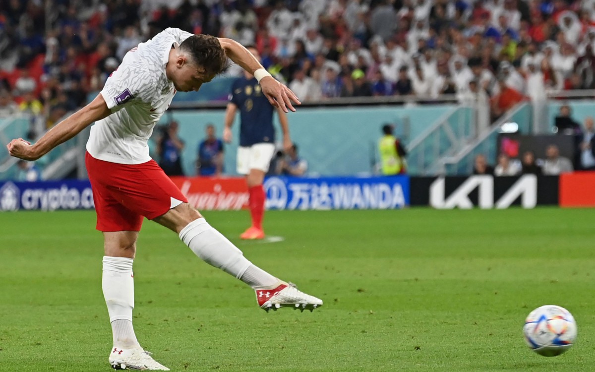 Fran&ccedil;a e Pol&ocirc;nia se enfrentaram pelas oitavas de final da Copa do Mundo