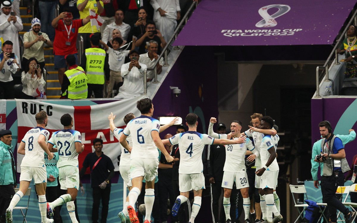 Festa dos ingleses com o gol de Kane