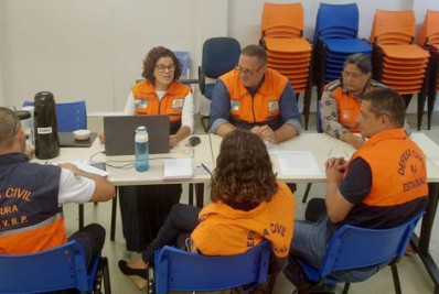 Defesa Civil de São José participa de reunião com escola de Defesa Civil