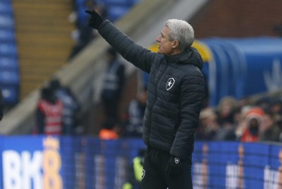 Luís Castro vê Botafogo precisando de 'upgrade' no elenco para 2023