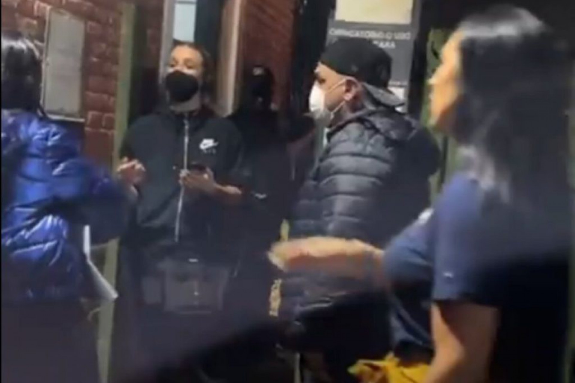 Dayanne e Daniele Bezerra pedem a saída de Deolane de 'A Fazenda' - Reprodução 