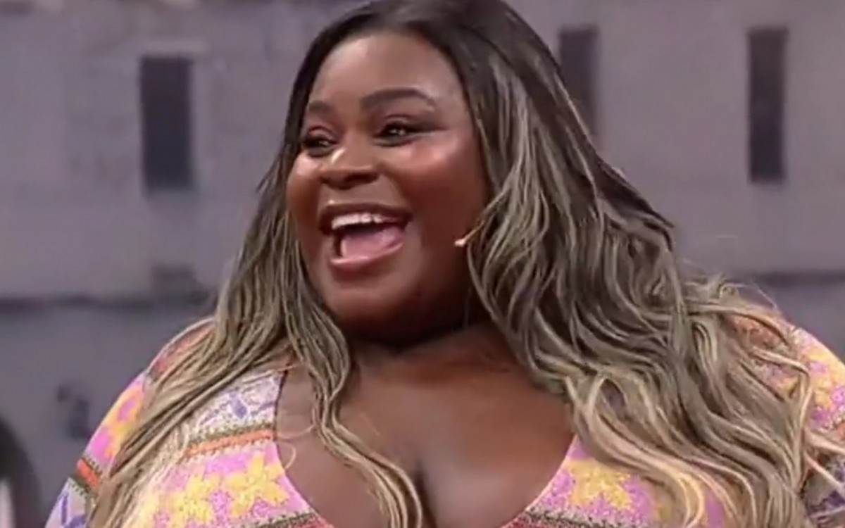 Jojo Todynho vibra com beijo de Rafael Cardoso durante a 'Central da Copa'
 - Reprodução de vídeo / TV Globo