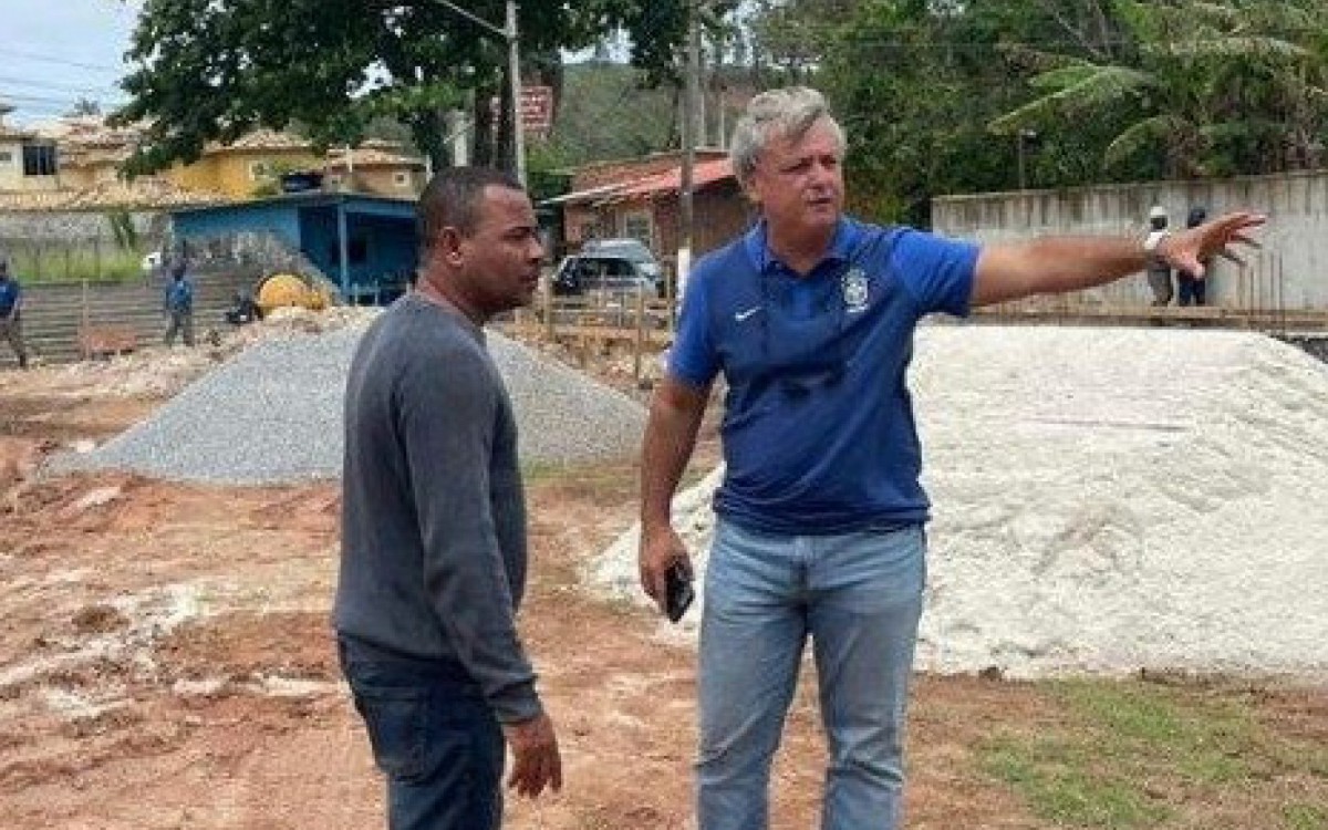 Alexandre Martins (REP) e o vereador Victor Santos (REP)