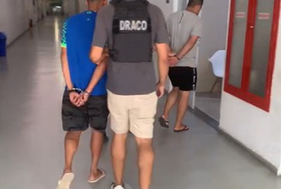 Polícia prende dois milicianos que extorquiam comerciantes em feira de Rio das Pedras