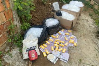 PM apreende materiais para endolação de entorpecentes