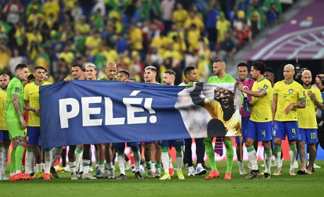 Mbappé iguala Pelé na artilharia e se torna mais jovem a jogar e marcar em  duas finais de Copa do Mundo - Jornal Grande Bahia (JGB)