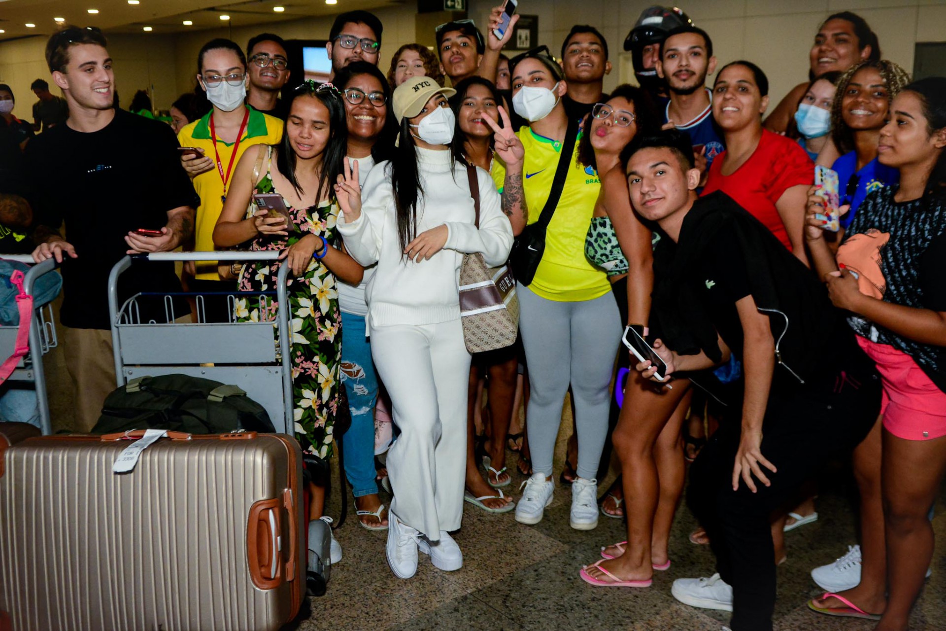 Mariely Santos e MC Loma - Foto: Leo Franco/Agnews