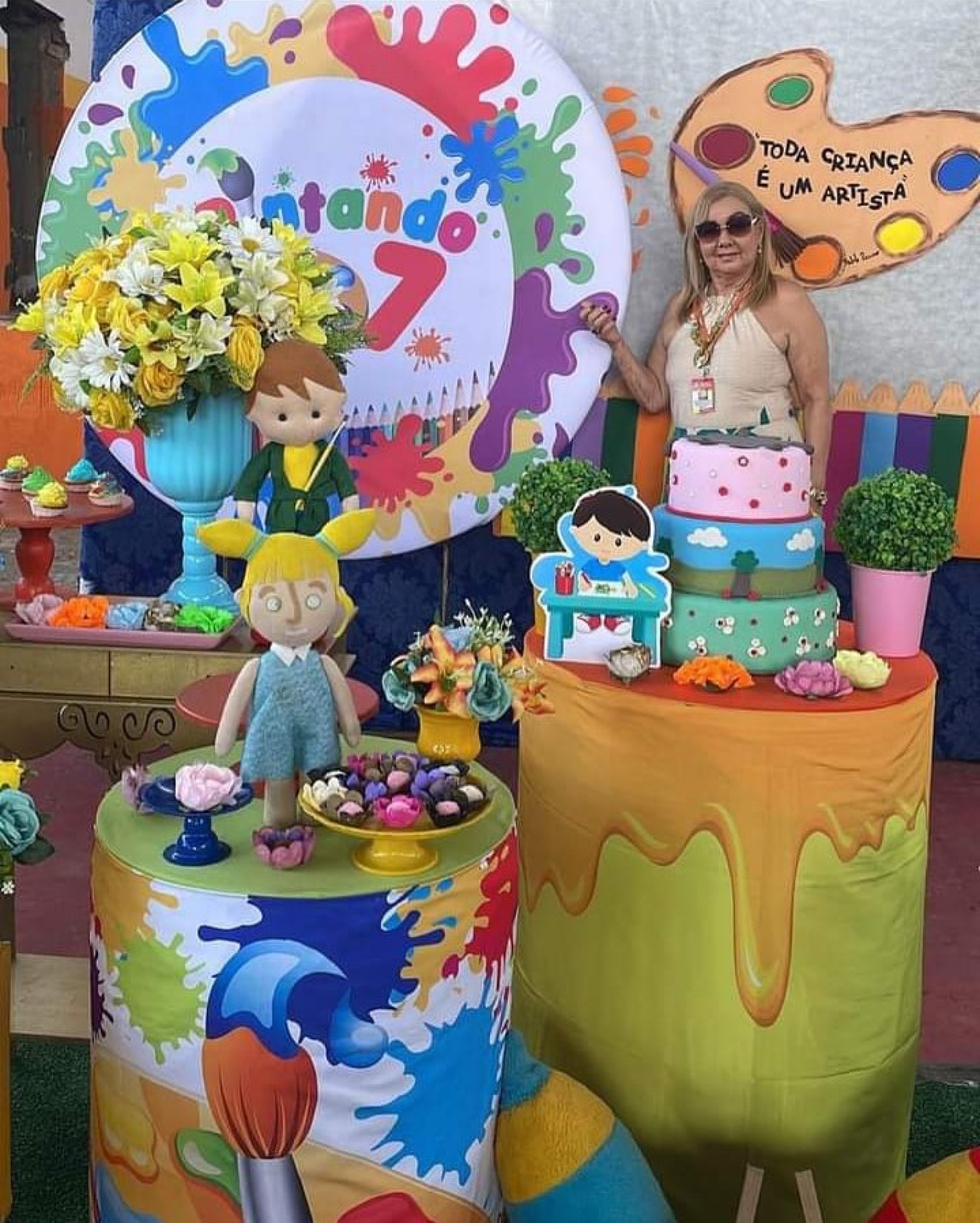 Zelidia Monteiro Barbirato representou a SEMED na formatura infantil - Divulga&ccedil;&atilde;o