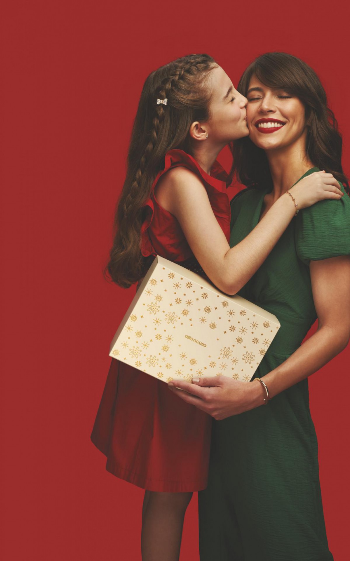 O Botic&aacute;rio resgata lembran&ccedil;as com fragr&acirc;ncias de perfume presente&aacute;vel para o Natal