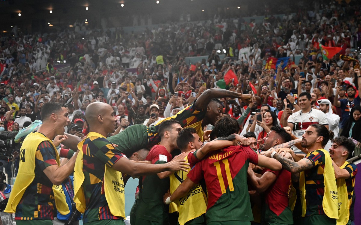 Portugal e Su&iacute;&ccedil;a fizeram duelo pelas oitavas de final da Copa do Mundo