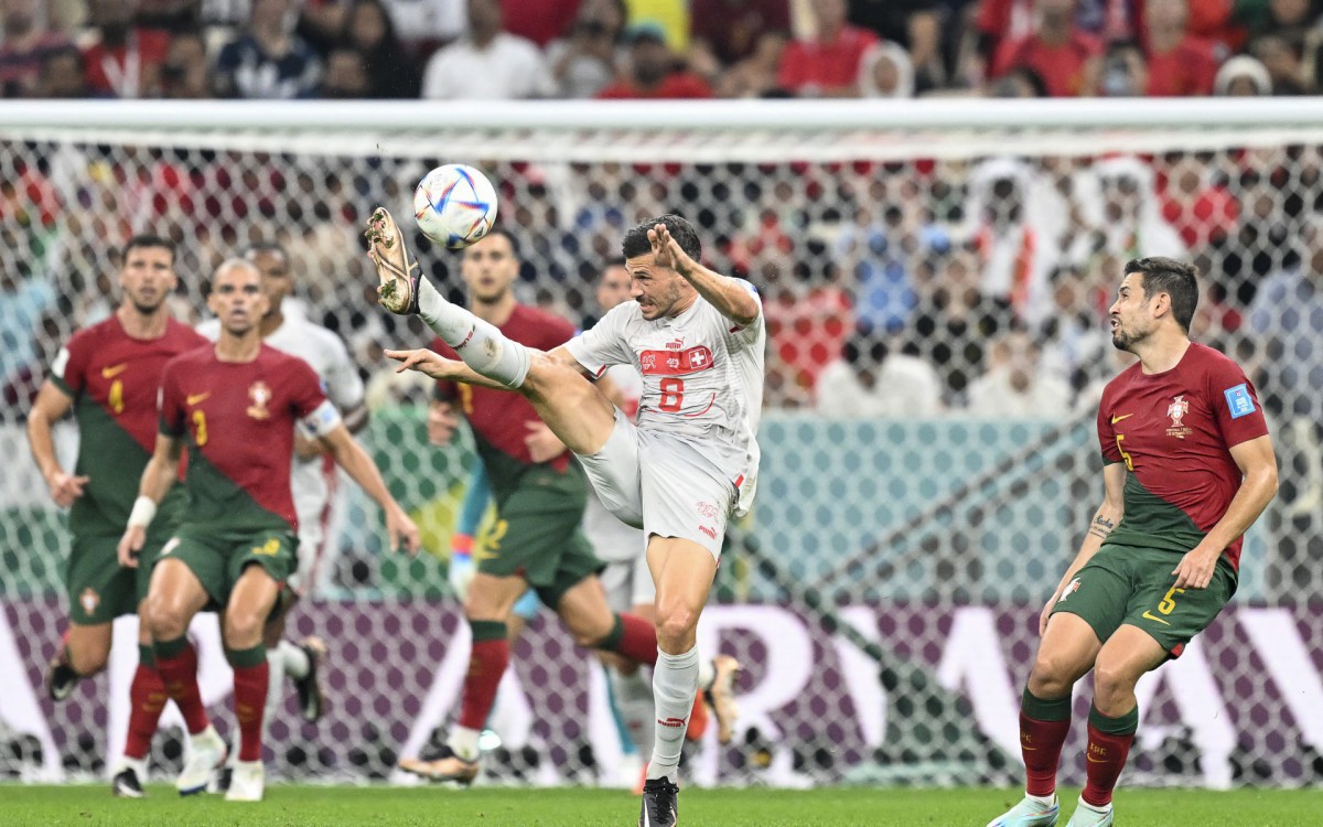 Portugal e Su&iacute;&ccedil;a fizeram duelo pelas oitavas de final da Copa do Mundo