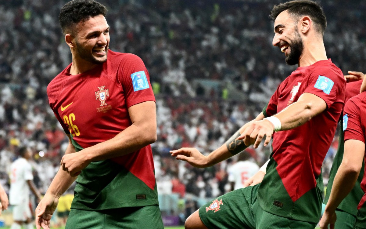 Portugal e Su&iacute;&ccedil;a fizeram duelo pelas oitavas de final da Copa do Mundo