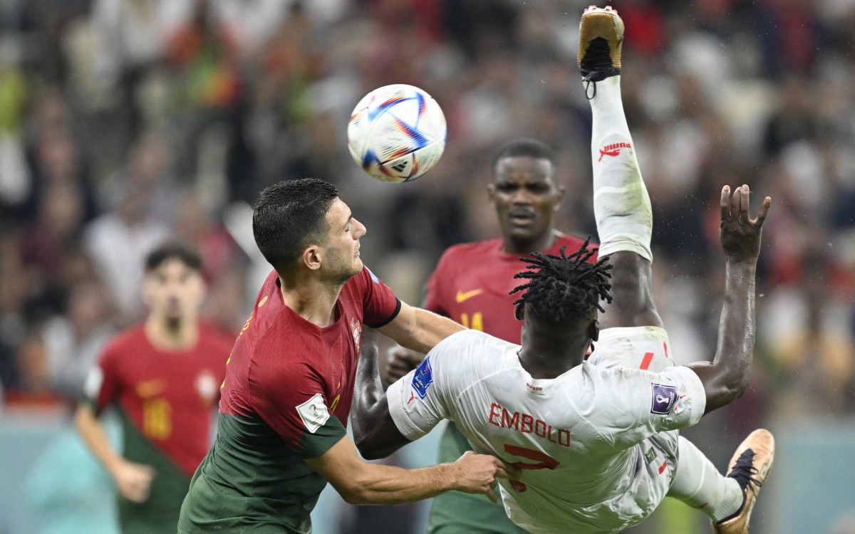 Portugal e Su&iacute;&ccedil;a fizeram duelo pelas oitavas de final da Copa do Mundo
