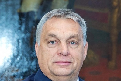 Hungria bloqueia plano de quase US$ 19 bilhões da UE de financiamento à Ucrânia