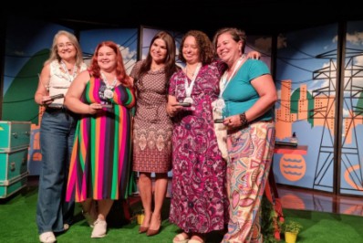 Professores da rede municipal de Caxias recebem prêmio no Rio