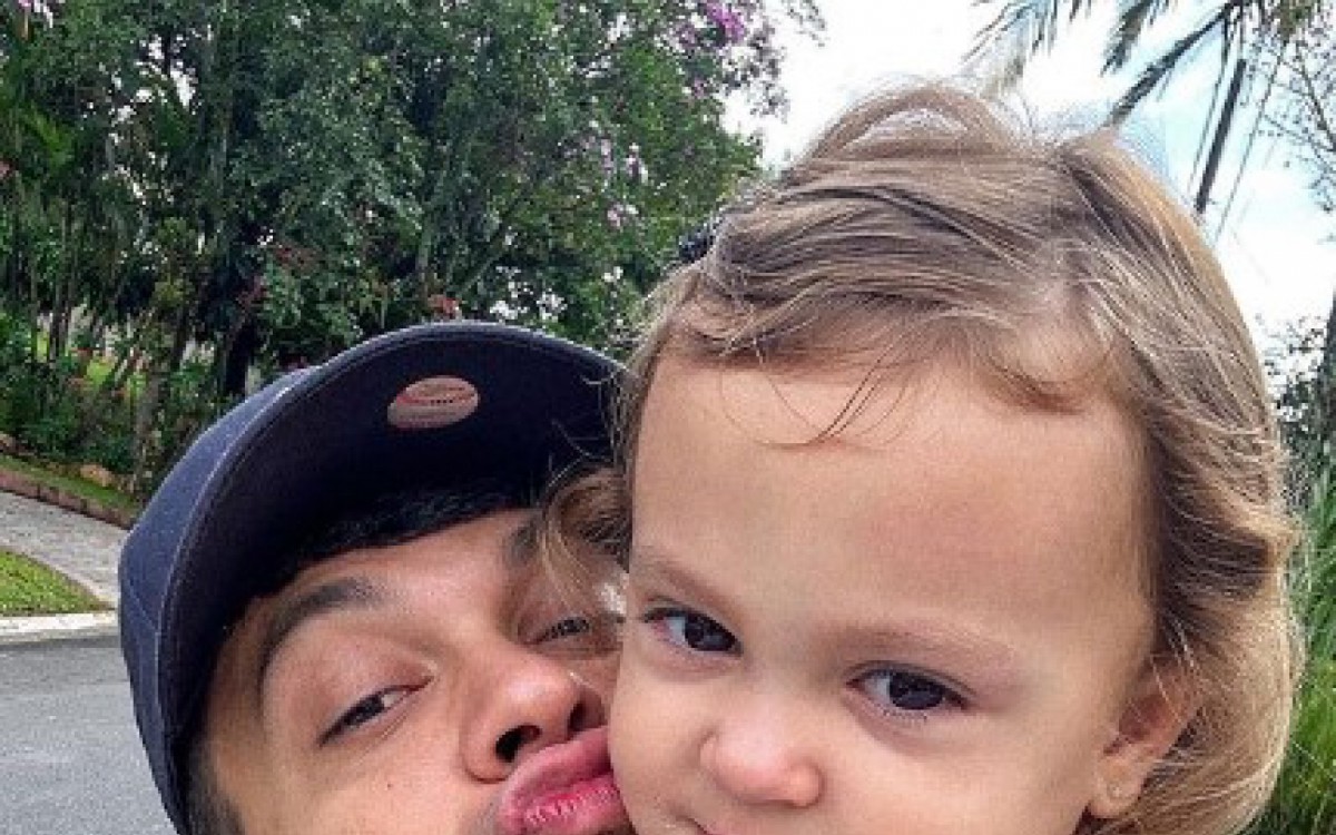 Julio Cocielo e a filha Beatriz