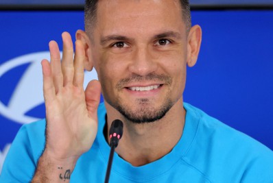 Zagueiro da Croácia minimiza polêmica com o Brasil: 'Deixem eles dançarem. Não tem desrespeito'