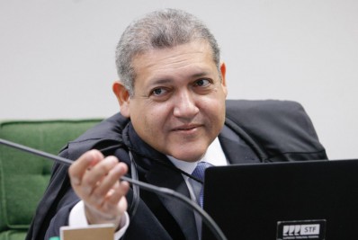 Kassio Nunes envia à PGR pedido de Bolsonaro para investigar Lula e Gleisi 