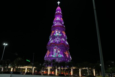 Mesmo sem árvore na Lagoa, clima de Natal começou a colorir a Região Metropolitana do Rio