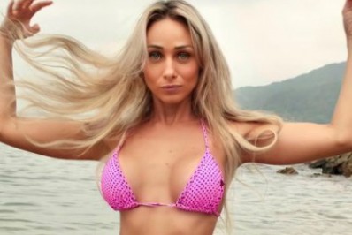 Musa do OnlyFans promete conteúdo gratuito para motivar jogadores da Seleção contra a Croácia