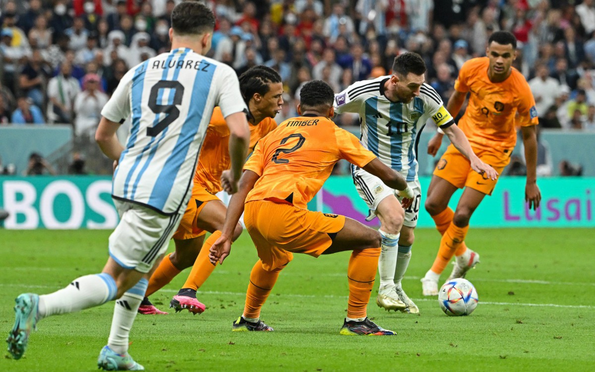 Holanda e Argentina se enfrentaram pelas quartas de final da Copa do Mundo