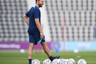 Treinador da Inglaterra, Southgate descarta marcação individual sobre Mbappé: 'França tem muitos jogadores'