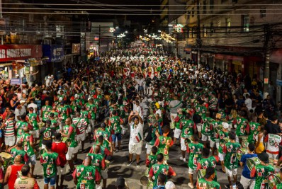 Grande Rio inicia ensaios de rua neste domingo