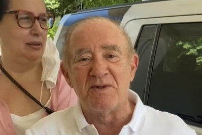 Renato Aragão recebe alta após sofrer acidente isquêmico transitório: 'Obrigado pelo carinho'