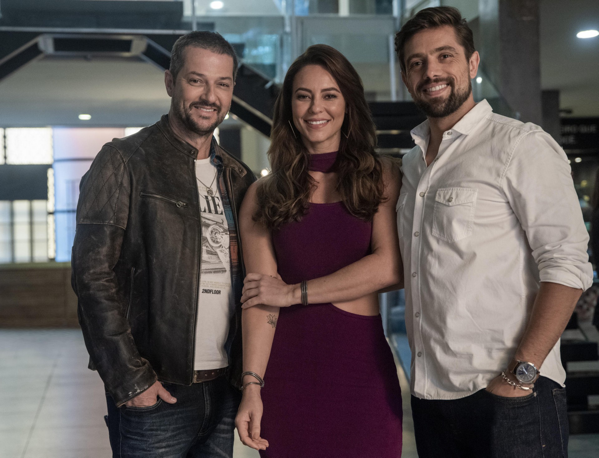  Pat (Paolla Oliveira), Rômulo (Rafael Cardoso) e Moa (Marcelo Serrado)  -  Camilla Maia / TV Globo