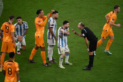 Fifa abre processo disciplinar contra Argentina e Holanda por incidente envolvendo jogadores